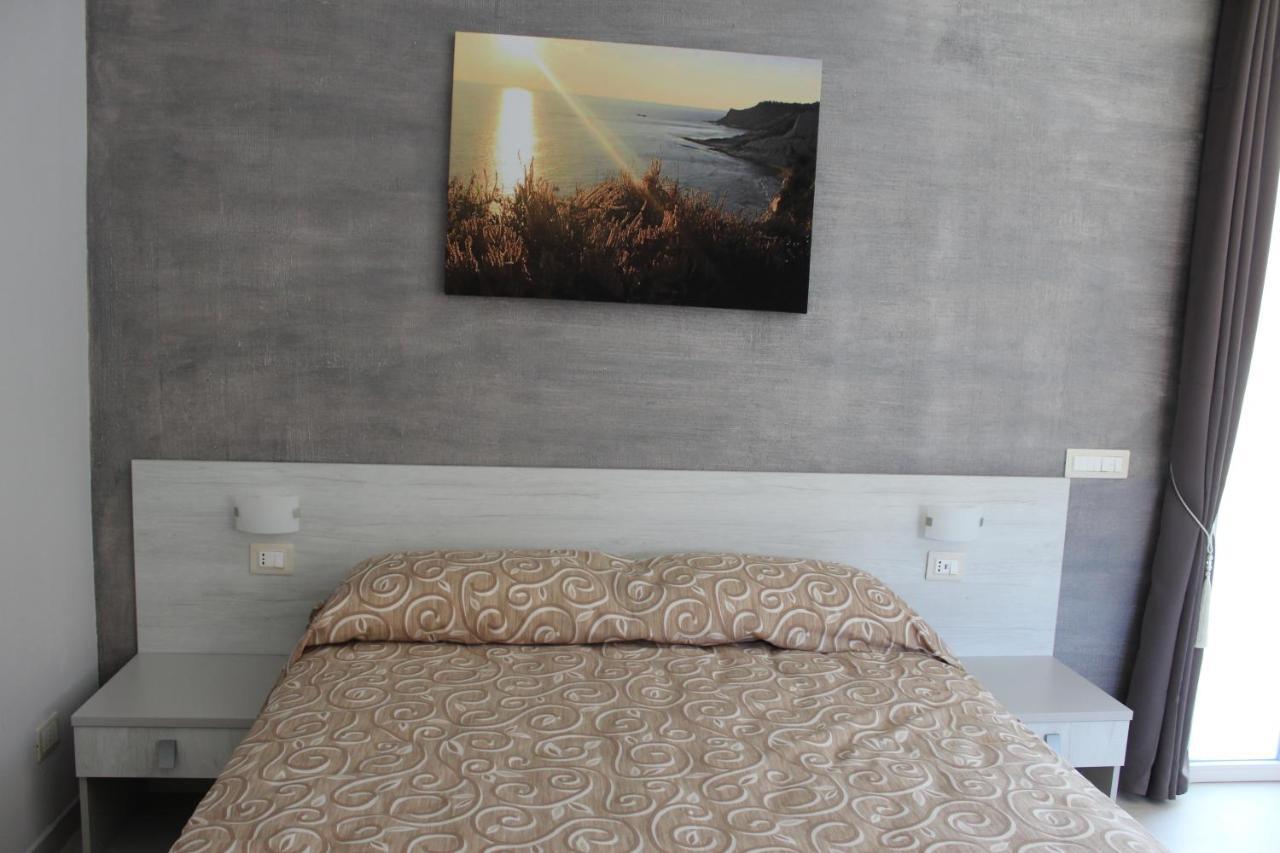 B&B L'Eden Di Capo Bianco Montallegro Kültér fotó